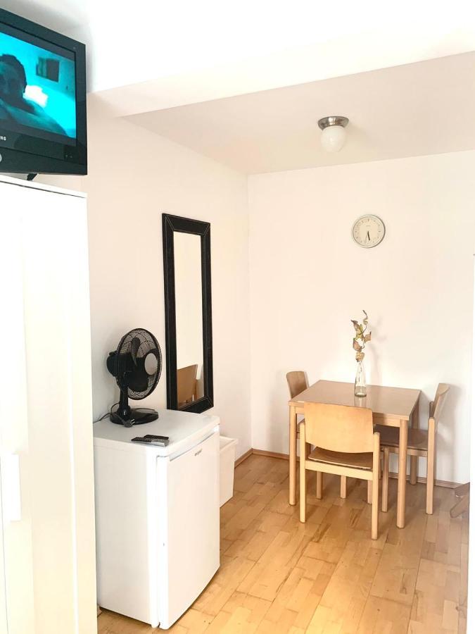 Favoriten-Rooms Wenen Buitenkant foto