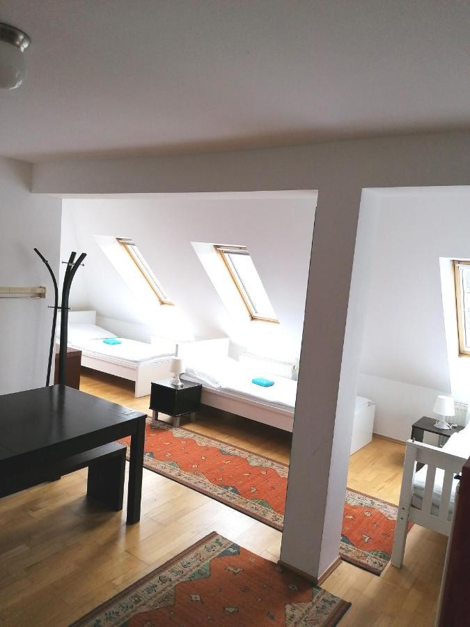 Favoriten-Rooms Wenen Buitenkant foto