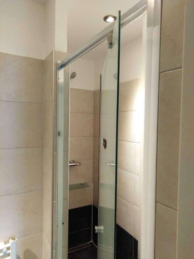 Favoriten-Rooms Wenen Buitenkant foto